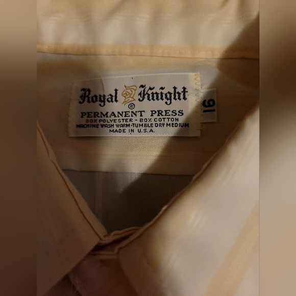 button down blouse - Picture 2 of 3